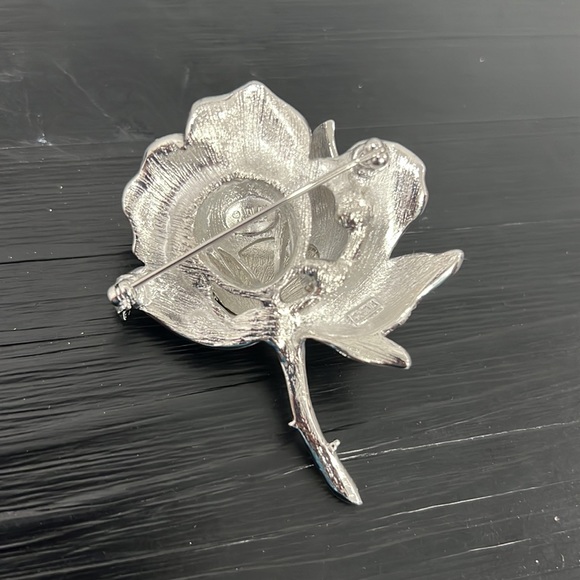 Nolan Miller Silver Tone Rose and Small Stones Shiny Brooch - Picture 2 of 5
